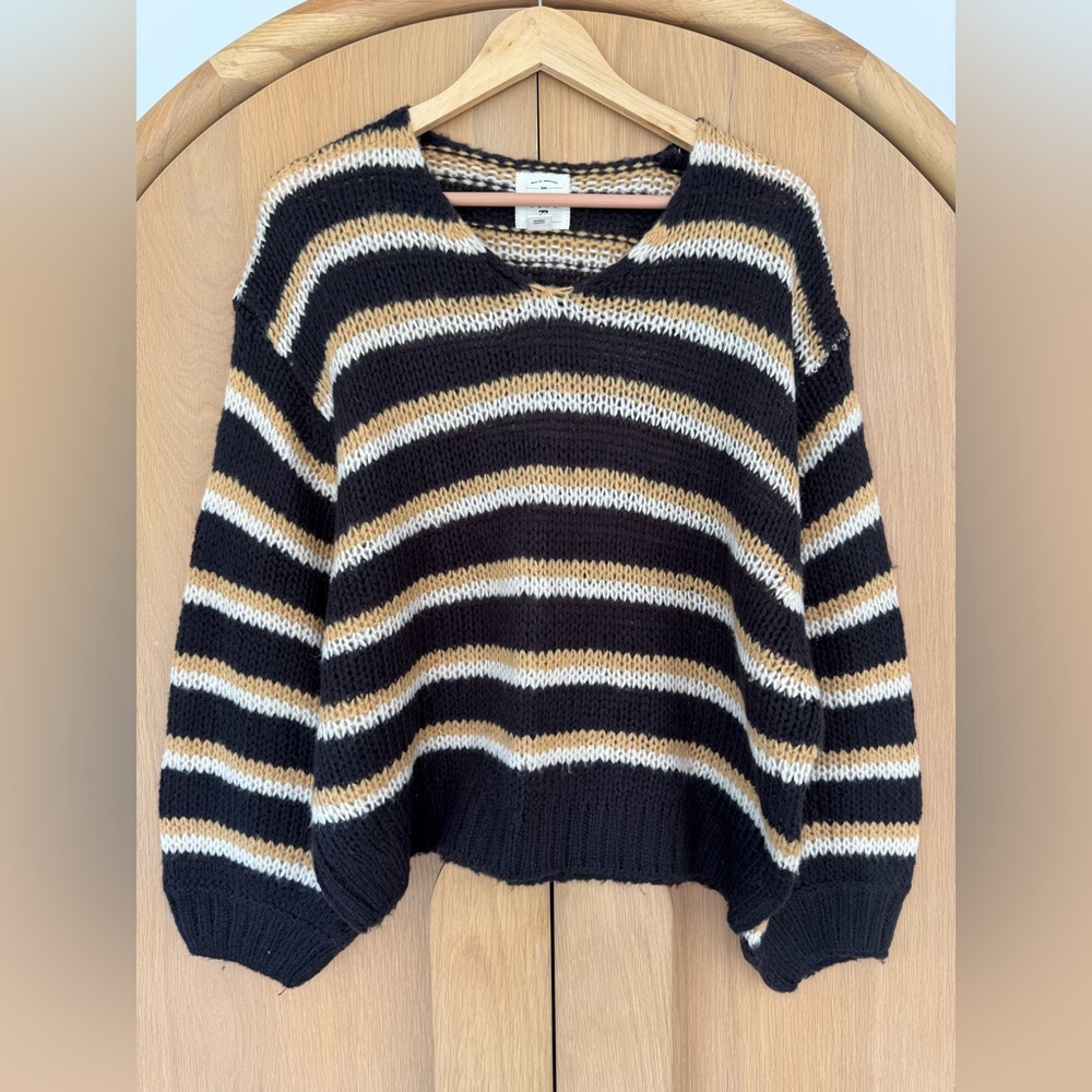 Billabong Striped Oversized V-Neck Sweater Size L